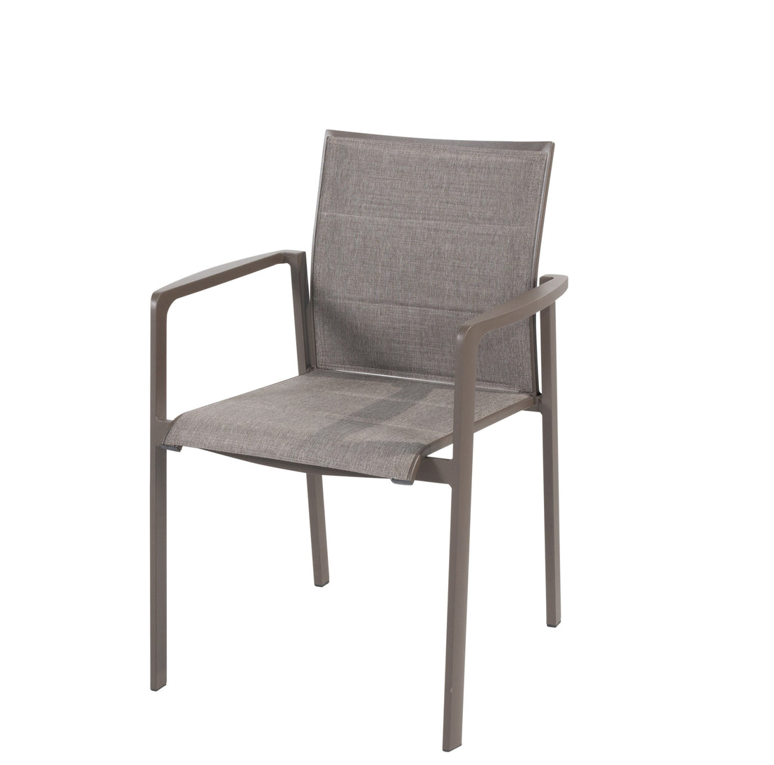Cortina stabelbar spisestol i fargen Terre fra 4 Seasons Outdoor