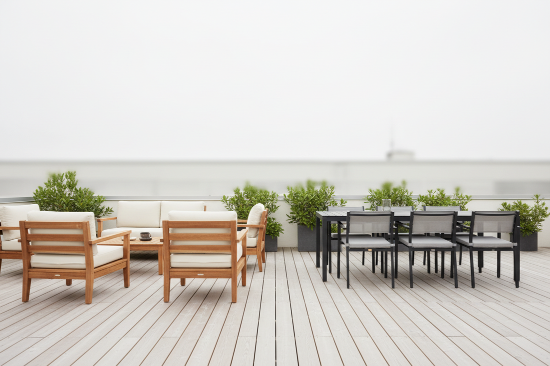 Aluminium vs Teak på Utemøbler – Hva Bør Du Velge?