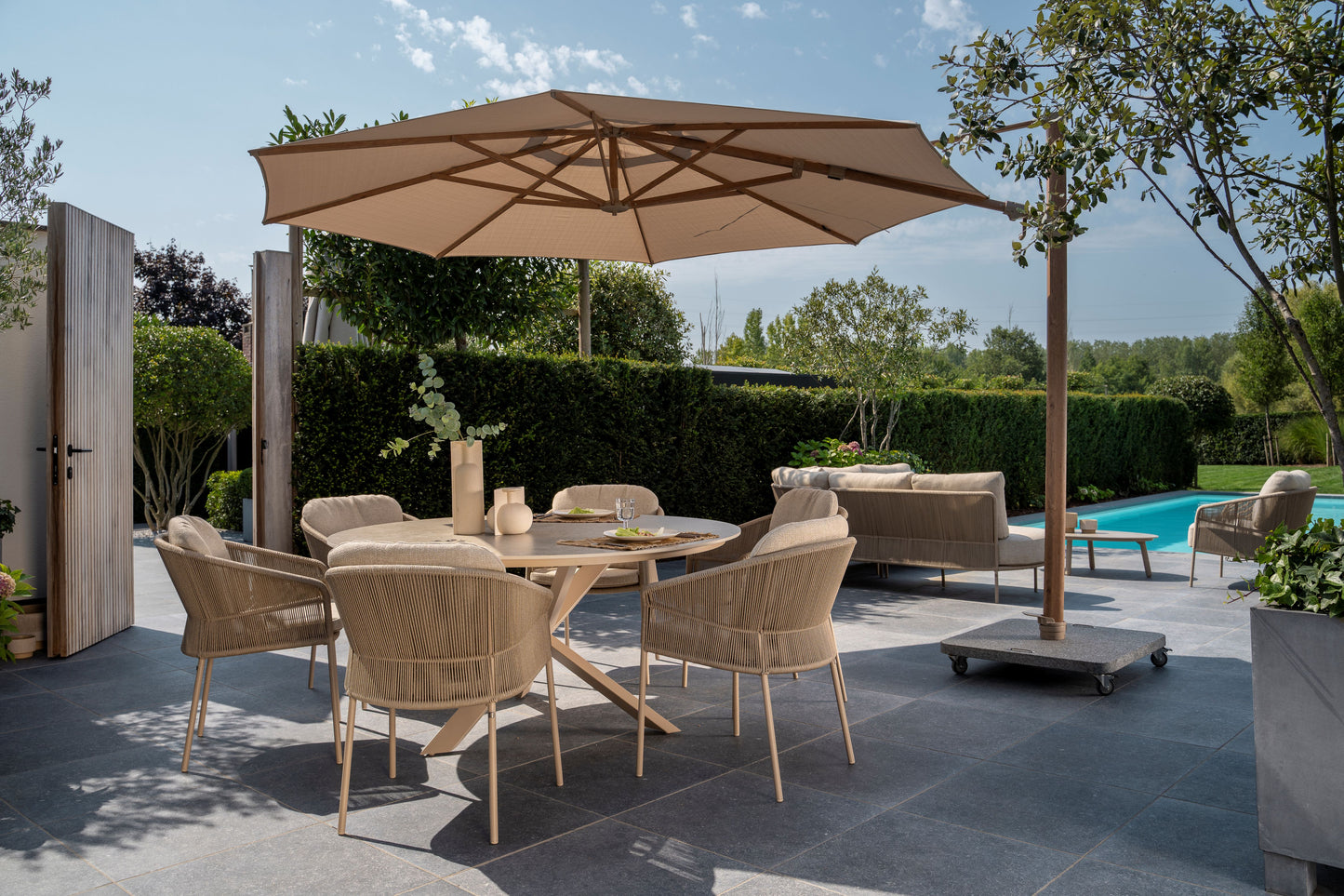 Florence Spisegruppe Latte 160cm