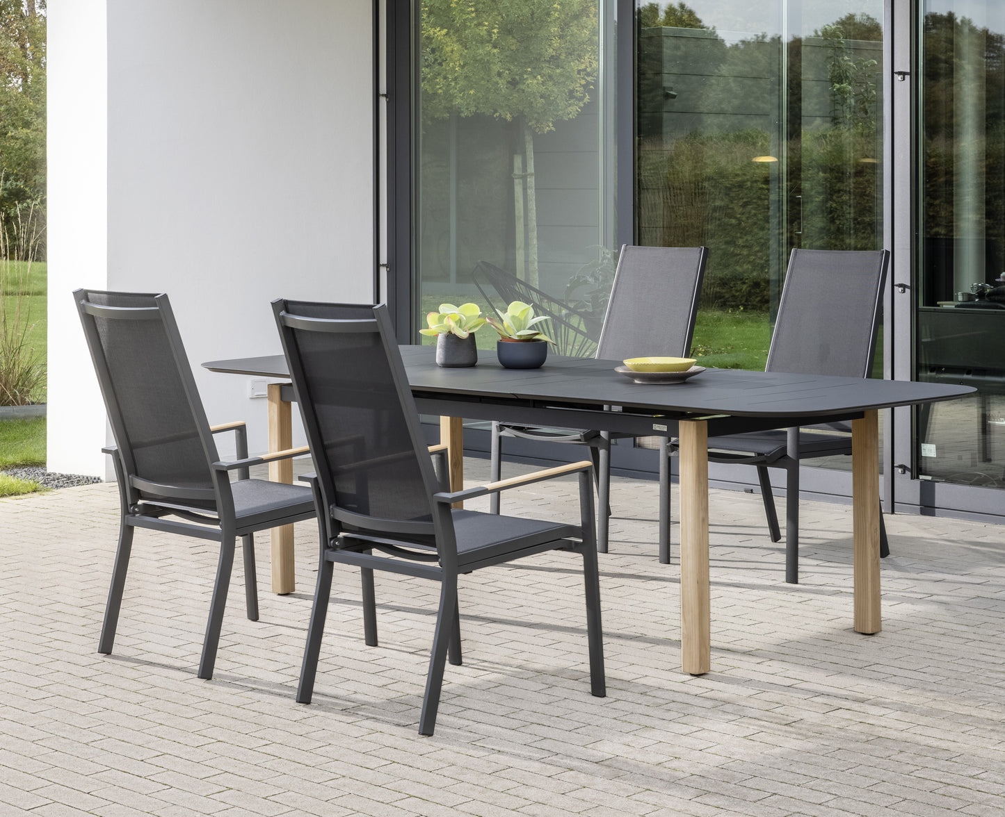 Calais Spisebord Uttrekkbar Utstillingsmodell - Drømmemøbler