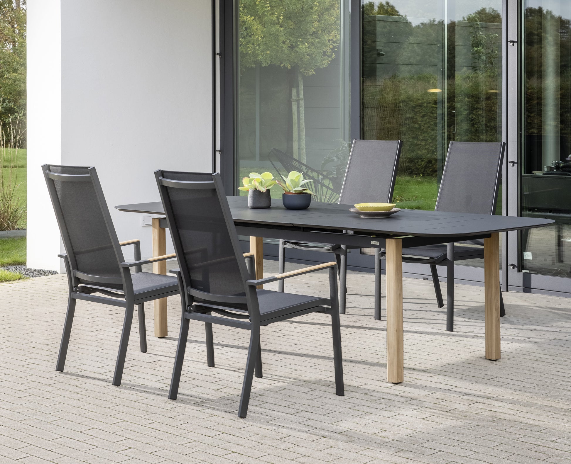 Calais Spisebord Uttrekkbar Utstillingsmodell - Drømmemøbler